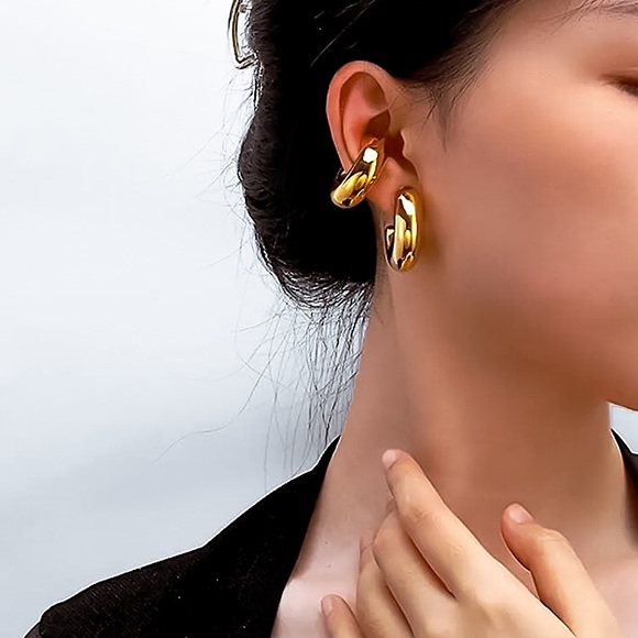 ⚜️[𝟯/$𝟮𝟴]⚜️NEW 2 Large Chunky Ear Cuffs Set - Picture 9 of 14
